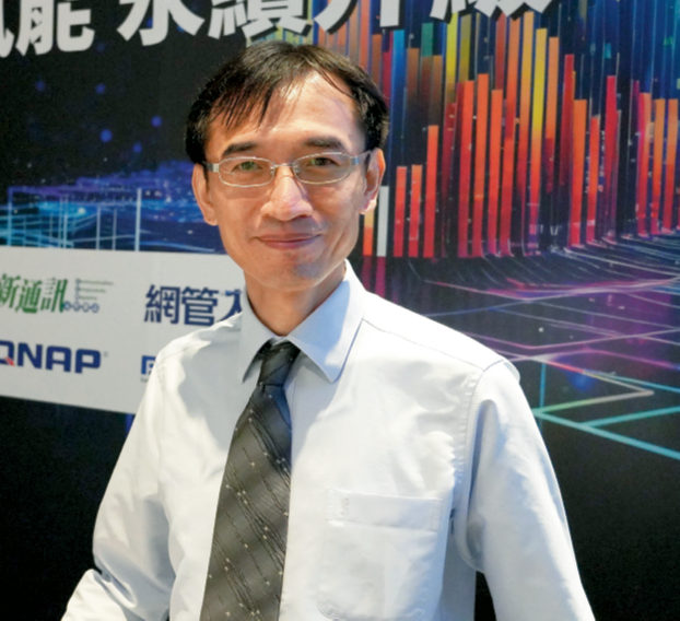 叡揚資訊全方位銷售顧問處副處長李政權指出,AI應用須深度融入企業營運與知識管理,協助組織在缺工與永續壓力下提升效率、強化競爭力。